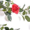 Rose artificielle GUIRLANDE ROYALE 140